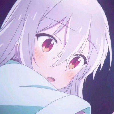 《丧尸围城4》弗兰克变身生化3吉尔 抹胸短裙贼性感